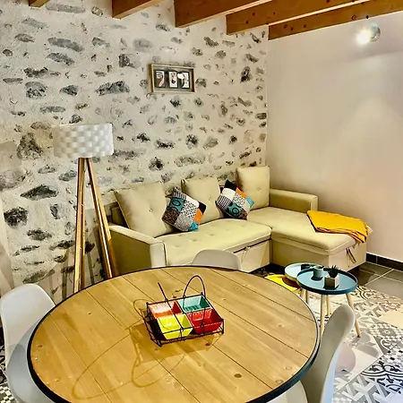 Apartment Les Romains 2/4p Au Coeur Du Village Classe D'alba La Romaine Alba-la-Romaine