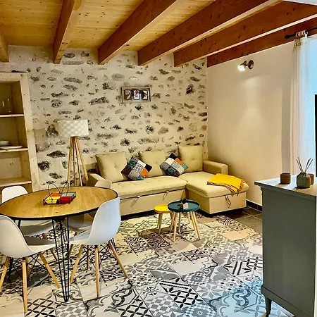Apartment Les Romains 2/4p Au Coeur Du Village Classe D'alba La Romaine *